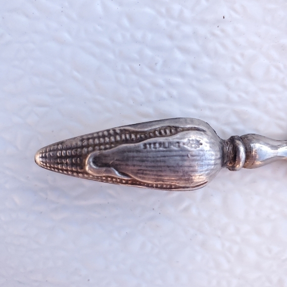 Vintage Sterling Silver Corn Cobb Holders Set of 6 - Picture 3 of 3